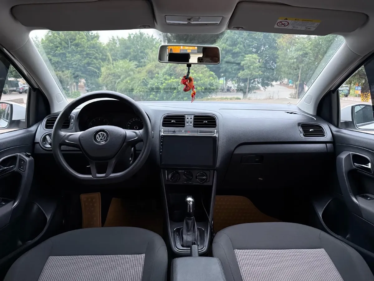 2016 Volkswagen Polo 1.4L 90HP L4 6AT,autocango,china used car exporter,china ev exporter,chinese used car exporter,chinese used ev exporter