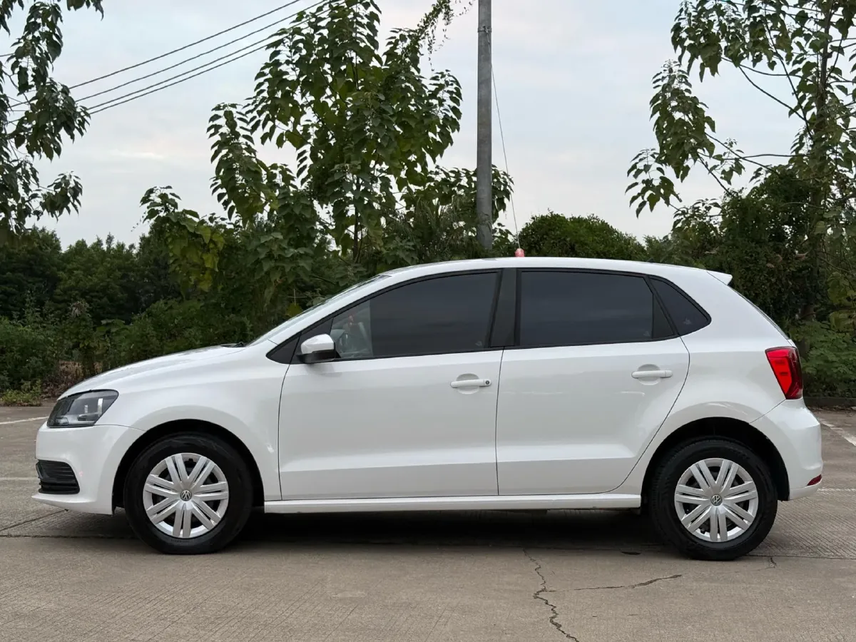 2016 Volkswagen Polo 1.4L 90HP L4 6AT,autocango,china used car exporter,china ev exporter,chinese used car exporter,chinese used ev exporter