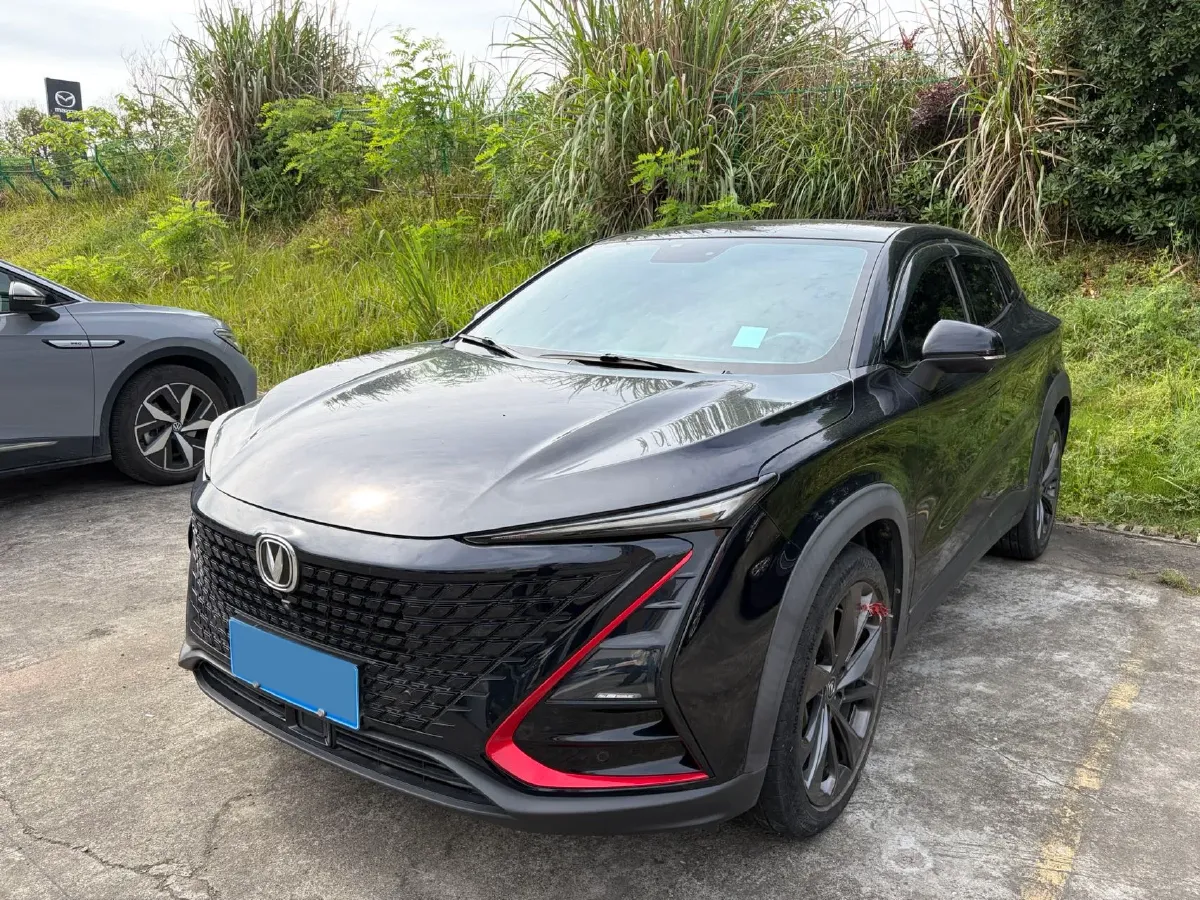 2020 ChangAn UNI-T 1.5T 180HP L4 7DCT,autocango,china used car exporter,china ev exporter,chinese used car exporter,chinese used ev exporter