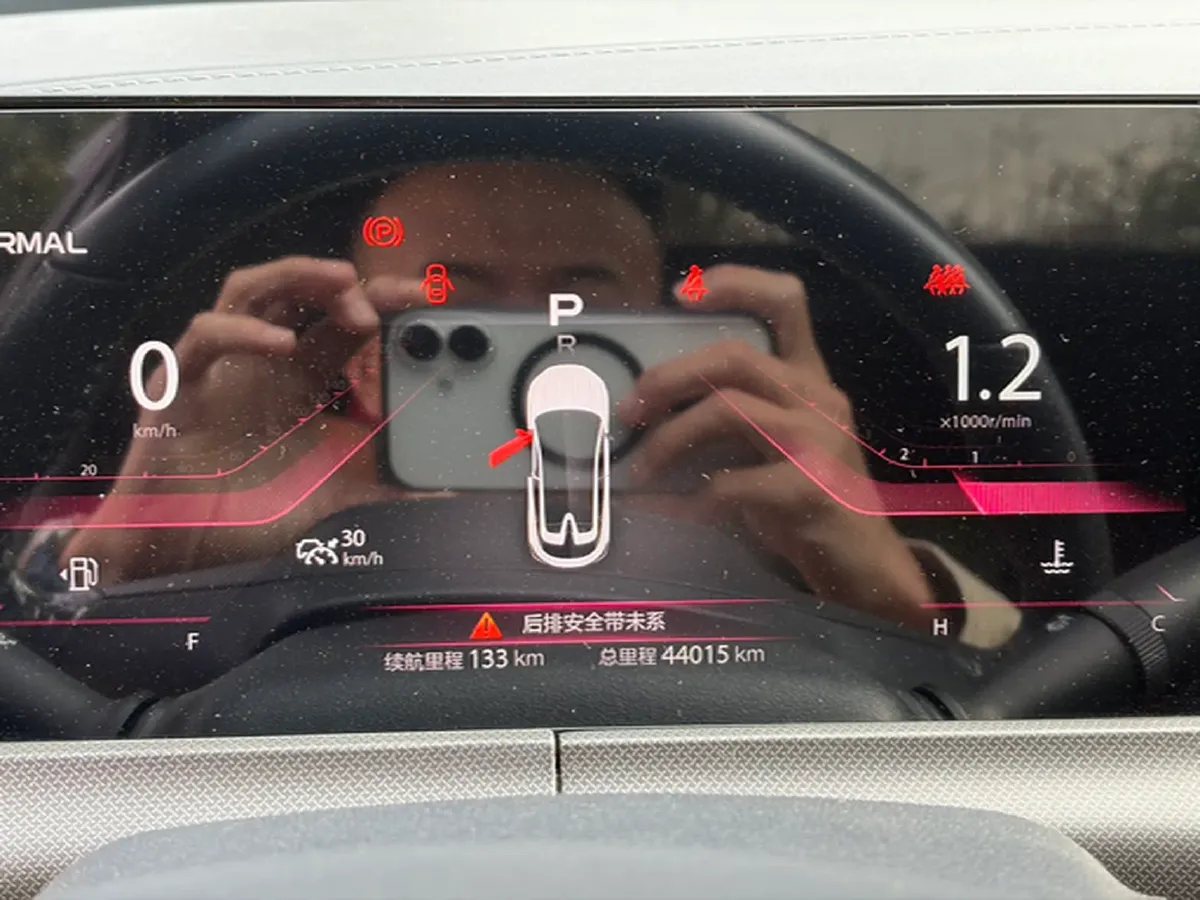 2020 ChangAn UNI-T 1.5T 180HP L4 7DCT,autocango,china used car exporter,china ev exporter,chinese used car exporter,chinese used ev exporter