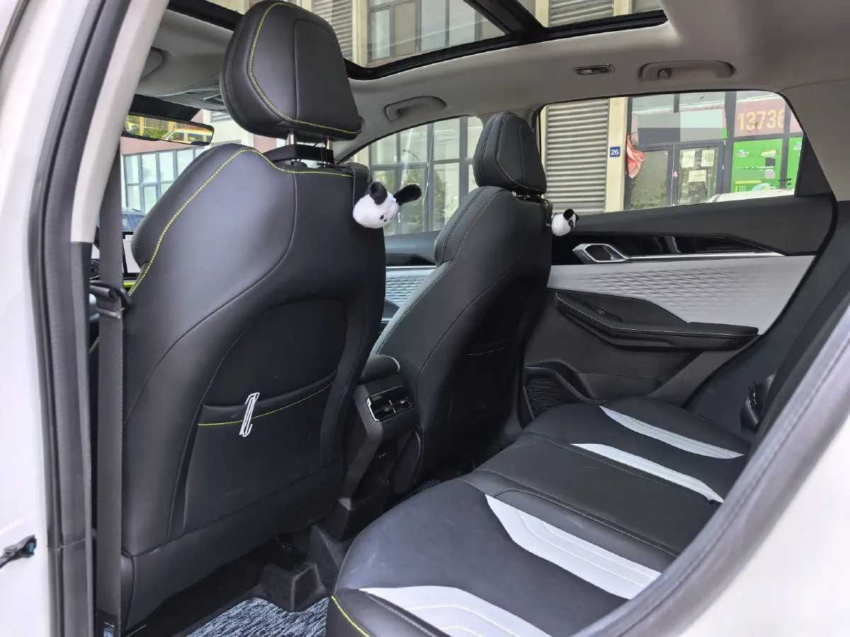 2022 Geely Coolray 1.5T 181HP L4 7DCT,autocango,china used car exporter,china ev exporter,chinese used car exporter,chinese used ev exporter