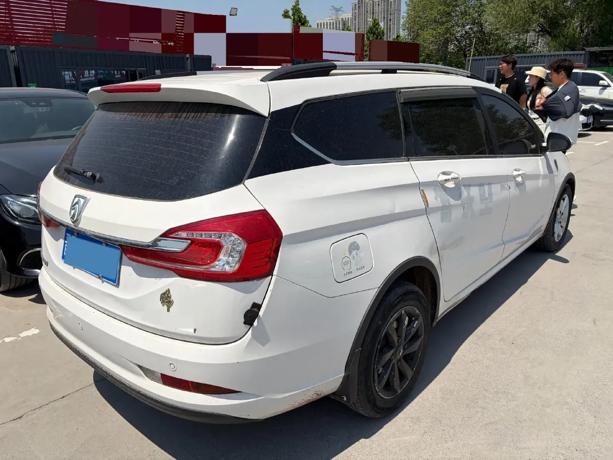 2017 BaoJun 310W 1.5L 112HP L4 6MT,autocango,china used car exporter,china ev exporter,chinese used car exporter,chinese used ev exporter