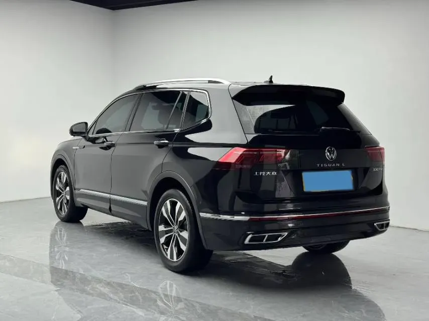 2024 Volkswagen Tiguan L 2.0T 186HP L4 7DCT,autocango,china used car exporter,china ev exporter,chinese used car exporter,chinese used ev exporter