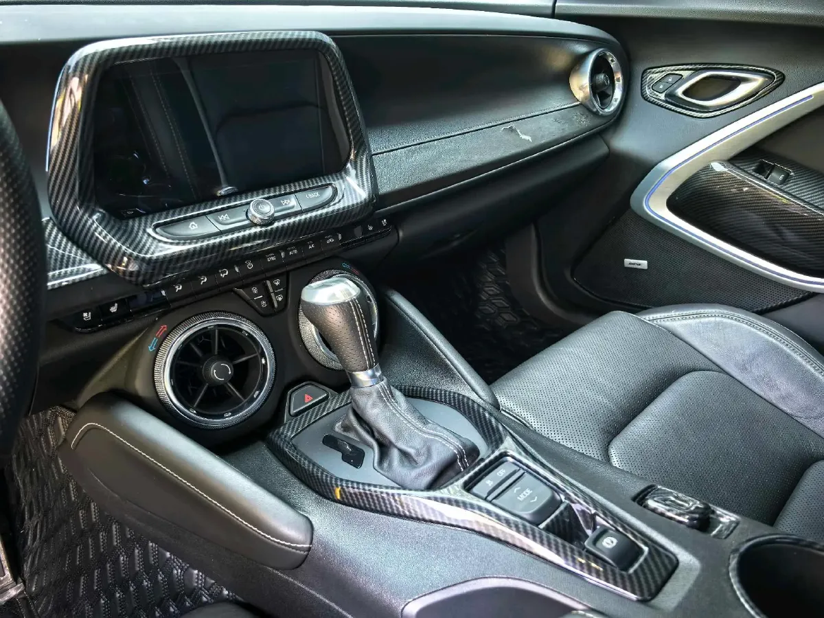 2017 Chevrolet Camaro 2.0T 275HP L4 8AT,autocango,china used car exporter,china ev exporter,chinese used car exporter,chinese used ev exporter