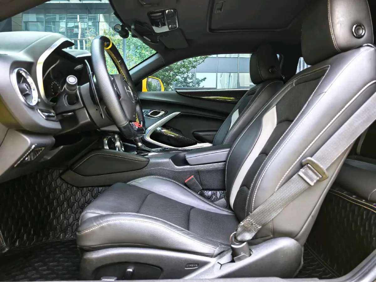 2017 Chevrolet Camaro 2.0T 275HP L4 8AT,autocango,china used car exporter,china ev exporter,chinese used car exporter,chinese used ev exporter