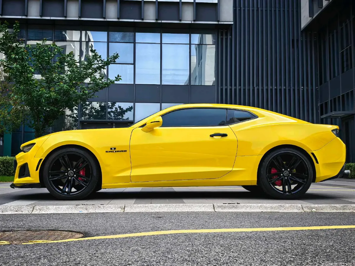 2017 Chevrolet Camaro 2.0T 275HP L4 8AT,autocango,china used car exporter,china ev exporter,chinese used car exporter,chinese used ev exporter