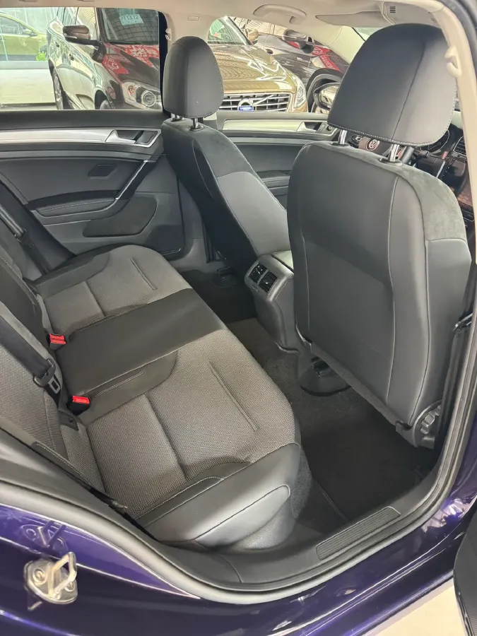 2018 Volkswagen Golf 1.4T 131HP L4 7DCT,autocango,china used car exporter,china ev exporter,chinese used car exporter,chinese used ev exporter