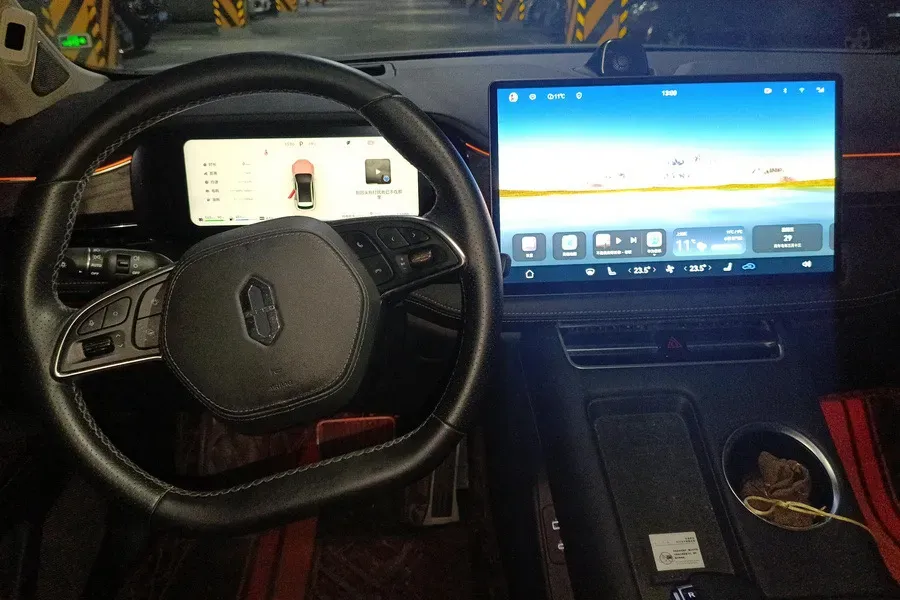 2022 AITO AITO M5 Range Extended 125HP REEV 40KWH,autocango,china used car exporter,china ev exporter,chinese used car exporter,chinese used ev exporter