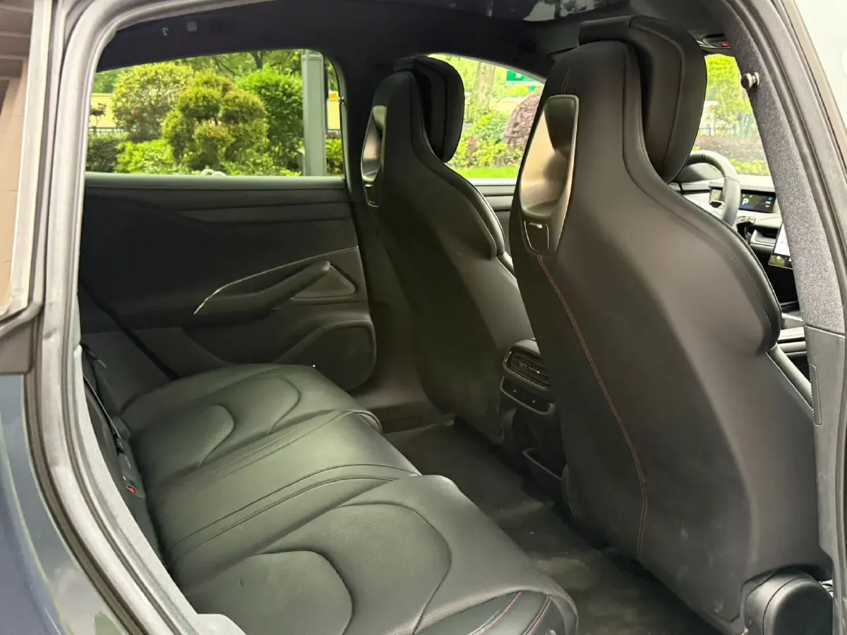 2024 MI SU7 BEV 73.6KWH,autocango,china used car exporter,china ev exporter,chinese used car exporter,chinese used ev exporter