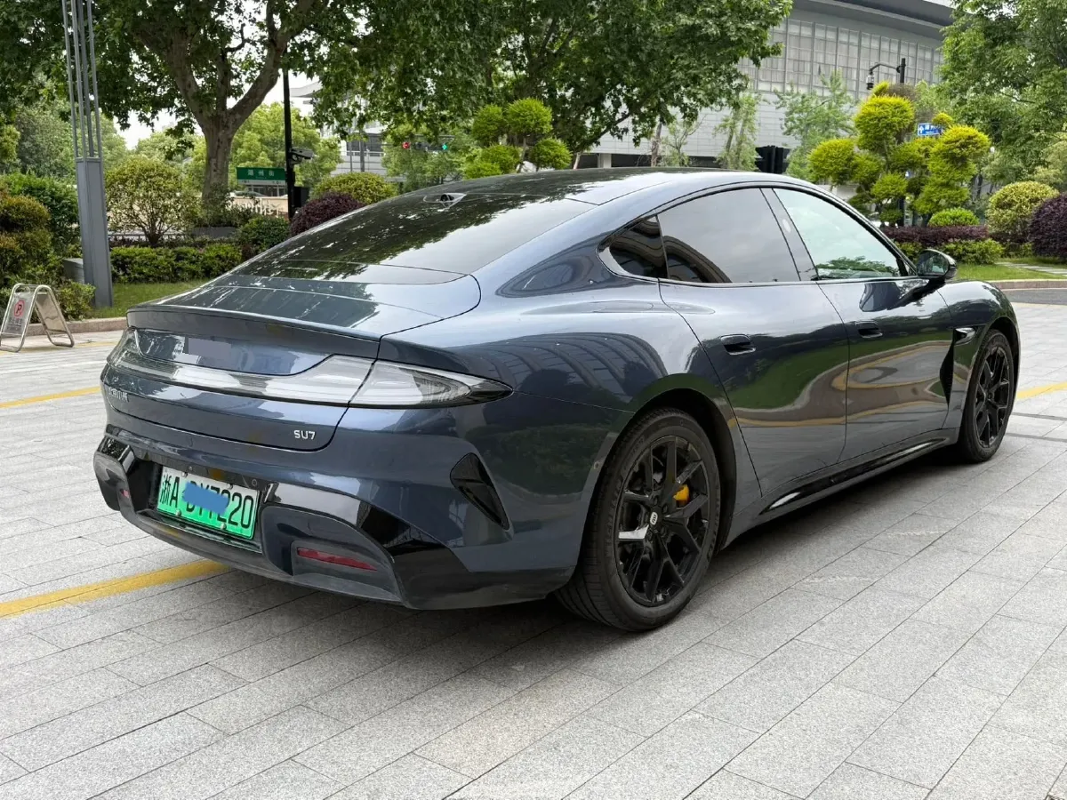 2024 MI SU7 BEV 73.6KWH,autocango,china used car exporter,china ev exporter,chinese used car exporter,chinese used ev exporter