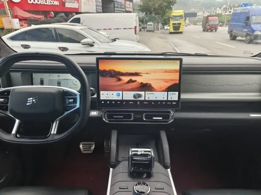 2025 Jetour Traveller 2.0T 254HP L4 7DCT,autocango,china used car exporter,china ev exporter,chinese used car exporter,chinese used ev exporter