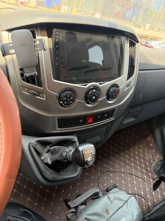 2021 DongFeng DFAC YuFeng 2.4T 140HP L4 6MT,autocango,china used car exporter,china ev exporter,chinese used car exporter,chinese used ev exporter