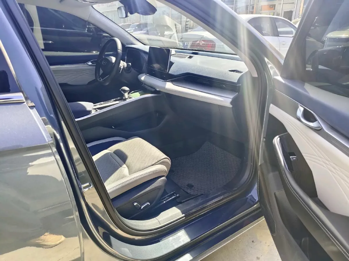 2021 Geely Preface 2.0T 190HP L4 7DCT,autocango,china used car exporter,china ev exporter,chinese used car exporter,chinese used ev exporter