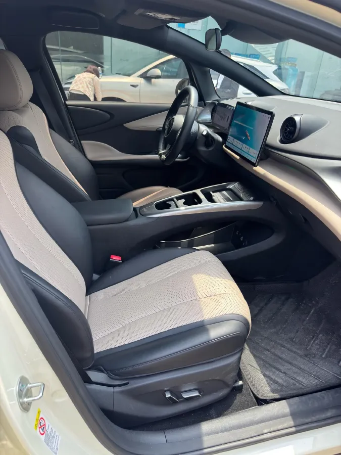 2025 BYD Dolphin BEV 45.12KWH,autocango,china used car exporter,china ev exporter,chinese used car exporter,chinese used ev exporter
