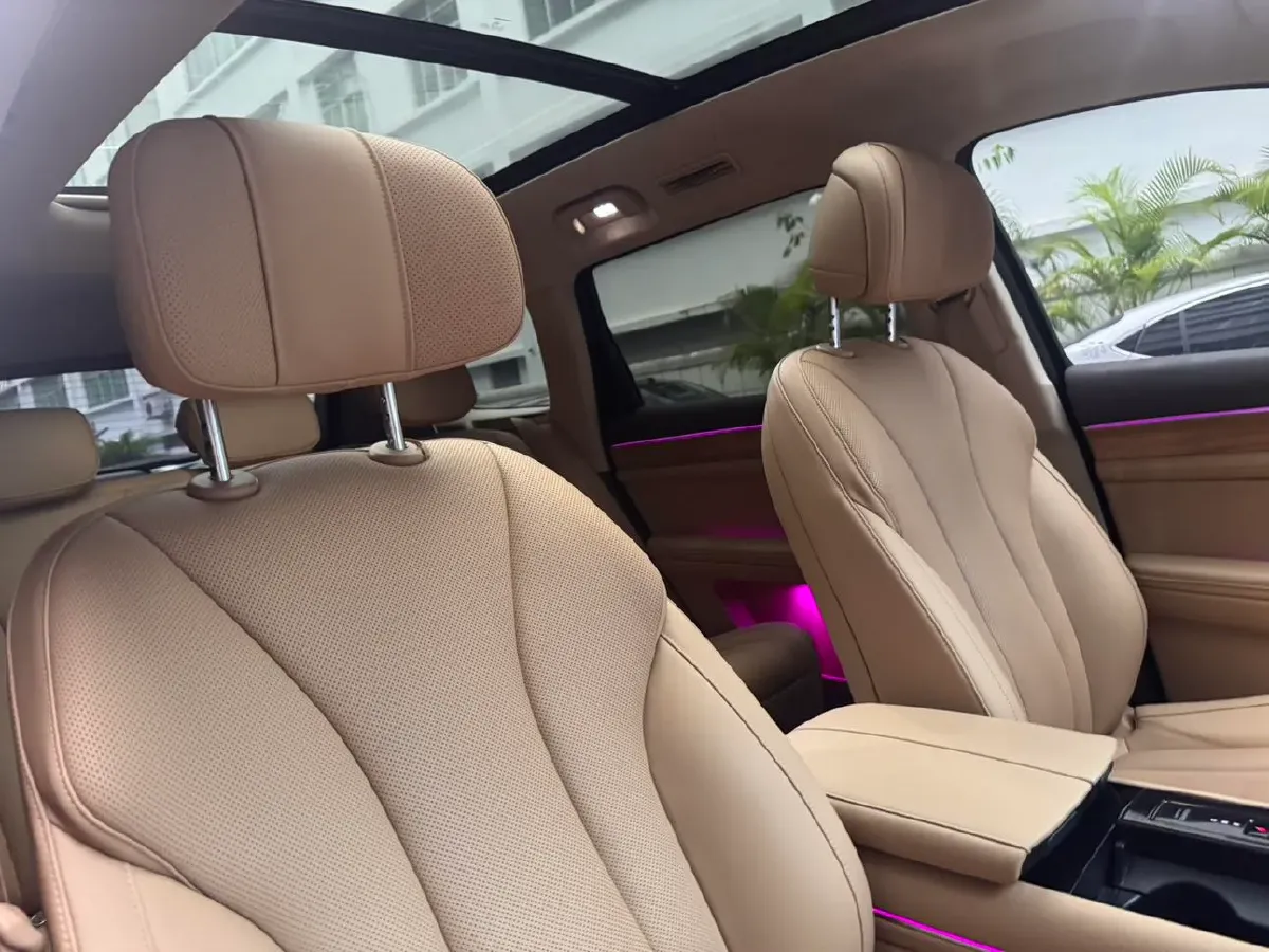 2024 Jaguar E-PACE 1.5T 200HP L3 8AT,autocango,china used car exporter,china ev exporter,chinese used car exporter,chinese used ev exporter