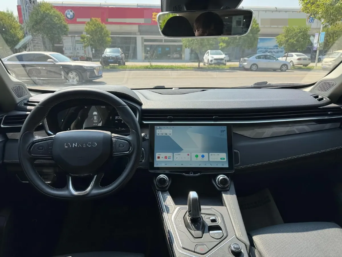 2023 MAXUS Interstellar 2.0T 261HP L4 8AT,autocango,china used car exporter,china ev exporter,chinese used car exporter,chinese used ev exporter