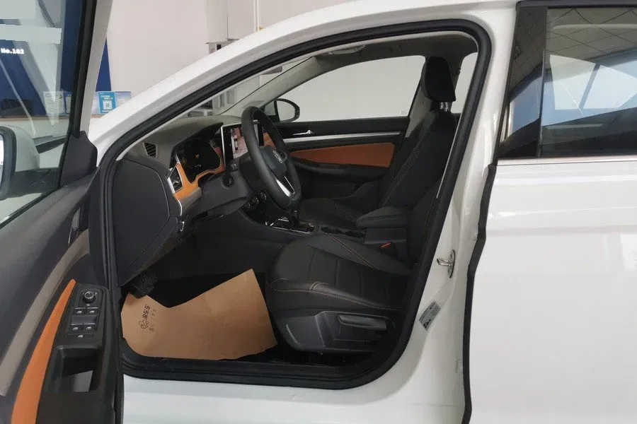 2024 Volkswagen Bora 1.4T 150HP L4 7DCT,autocango,china used car exporter,china ev exporter,chinese used car exporter,chinese used ev exporter