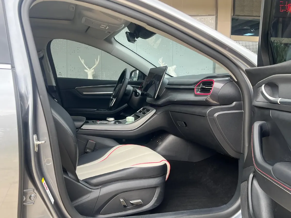 2022 ChangAn Oshan Z6 1.5T 170HP L4 6TCT PHEV 28.4KWH,autocango,china used car exporter,china ev exporter,chinese used car exporter,chinese used ev exporter