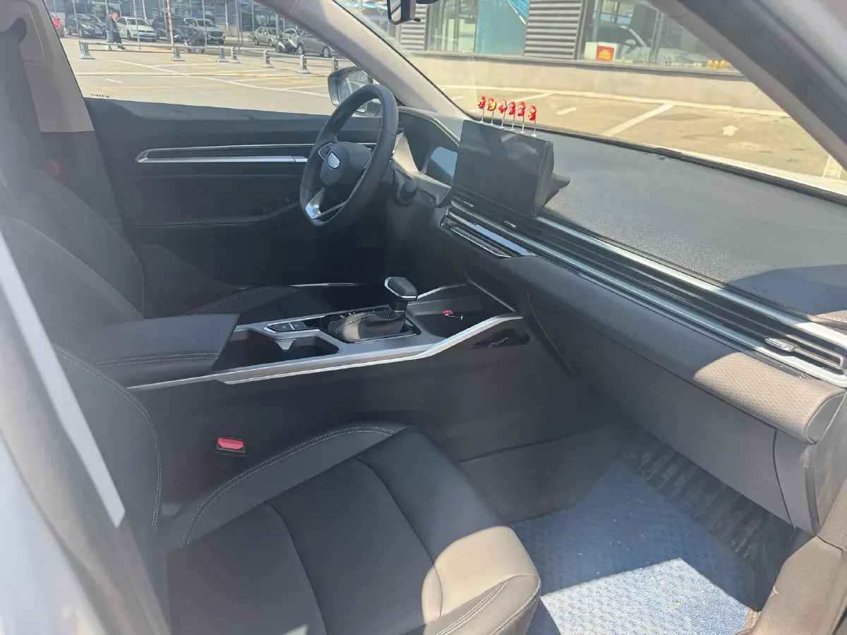 2026 Geely Emgrand 1.5L 120HP L4 CVT,autocango,china used car exporter,china ev exporter,chinese used car exporter,chinese used ev exporter