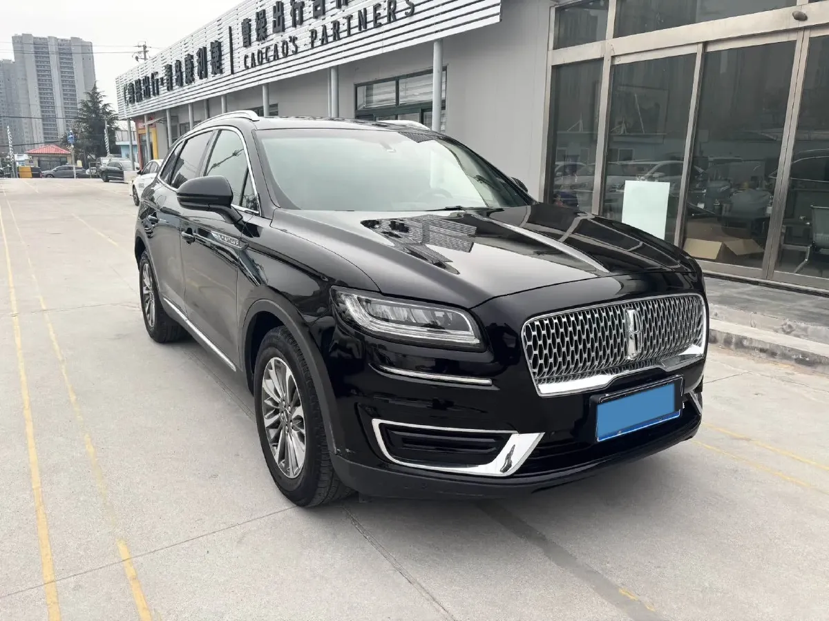 2019 Lincoln Nautilus 2.0T 224HP L4 8AT,autocango,china used car exporter,china ev exporter,chinese used car exporter,chinese used ev exporter