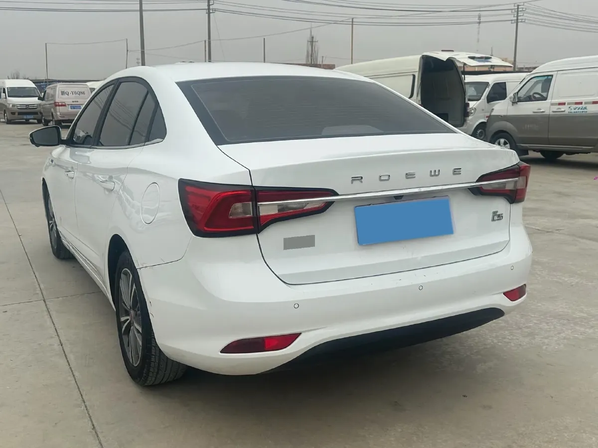 2019 Roewe i5 1.5L 120HP L4 CVT,autocango,china used car exporter,china ev exporter,chinese used car exporter,chinese used ev exporter