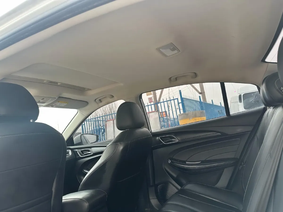 2019 Roewe i5 1.5L 120HP L4 CVT,autocango,china used car exporter,china ev exporter,chinese used car exporter,chinese used ev exporter