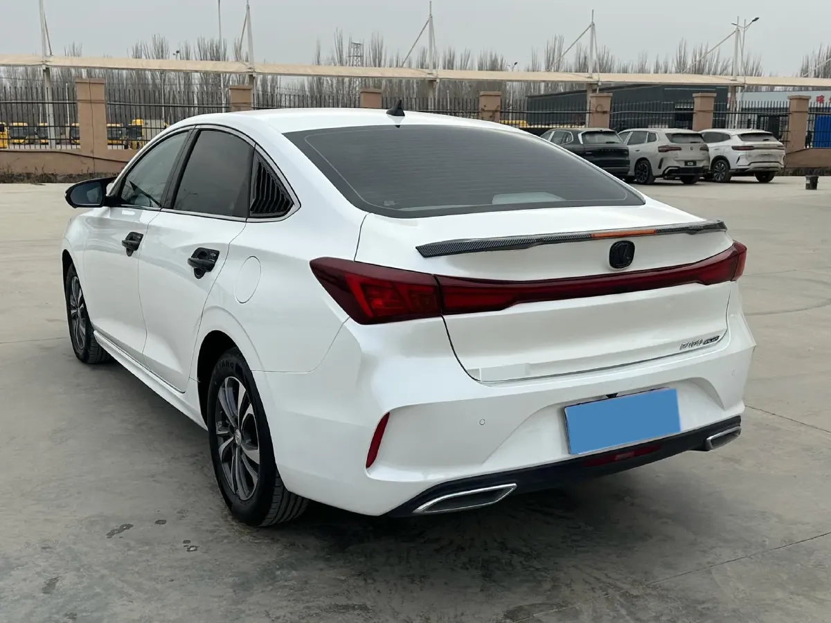 2019 Roewe i5 1.5L 120HP L4 CVT,autocango,china used car exporter,china ev exporter,chinese used car exporter,chinese used ev exporter