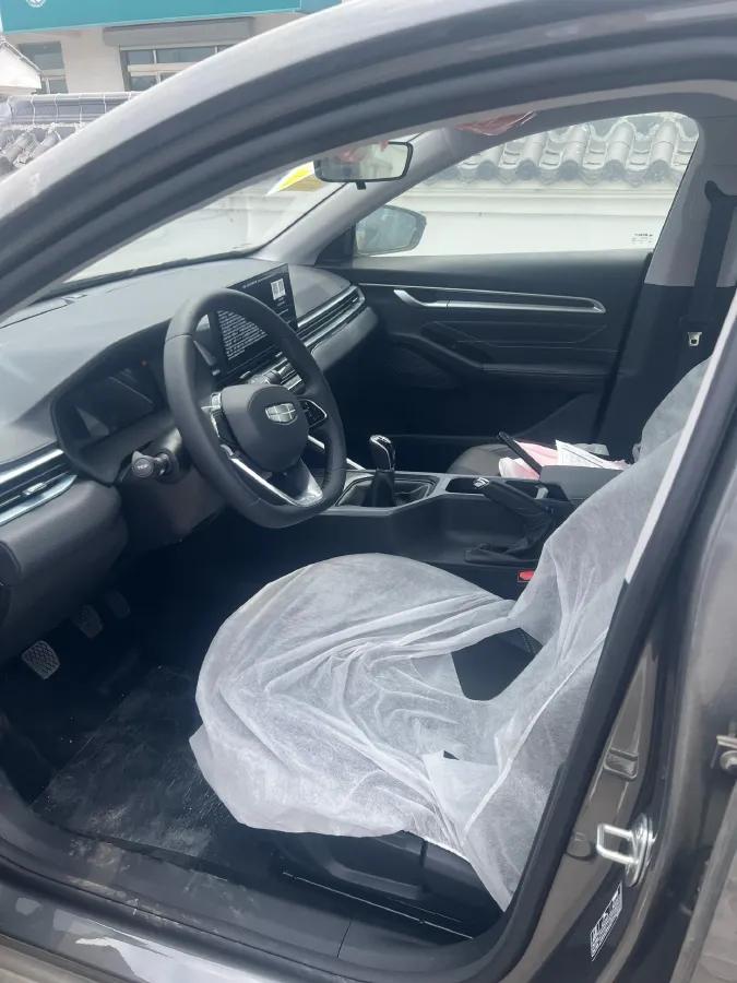 2026 Geely Emgrand 1.5L 120HP L4 5MT,autocango,china used car exporter,china ev exporter,chinese used car exporter,chinese used ev exporter