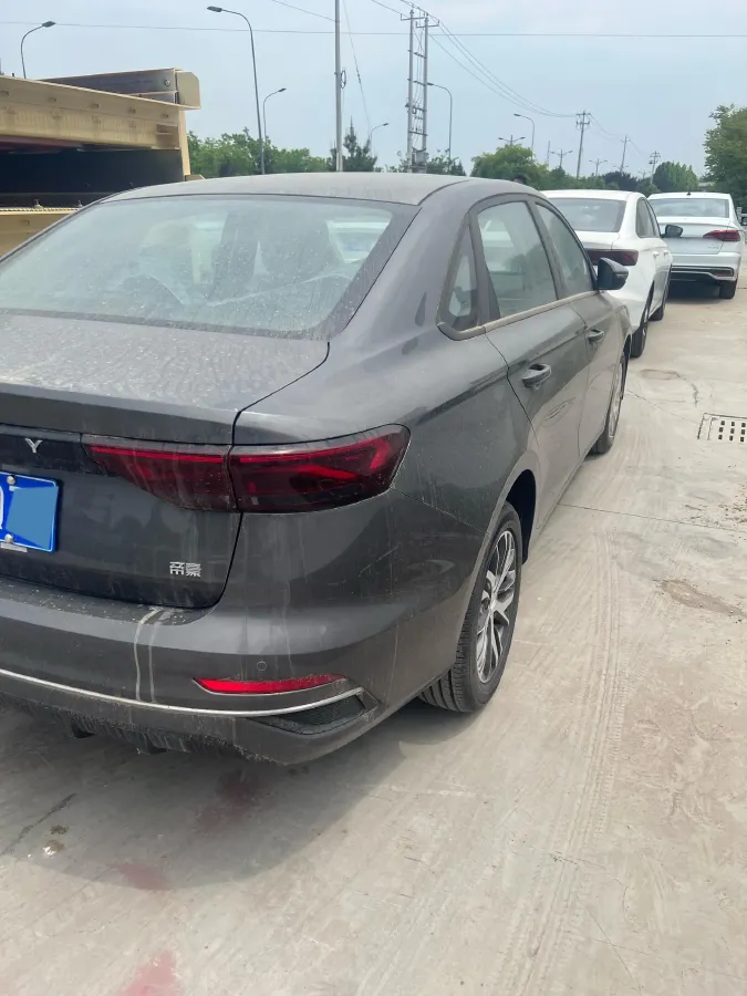 2026 Geely Emgrand 1.5L 120HP L4 5MT,autocango,china used car exporter,china ev exporter,chinese used car exporter,chinese used ev exporter
