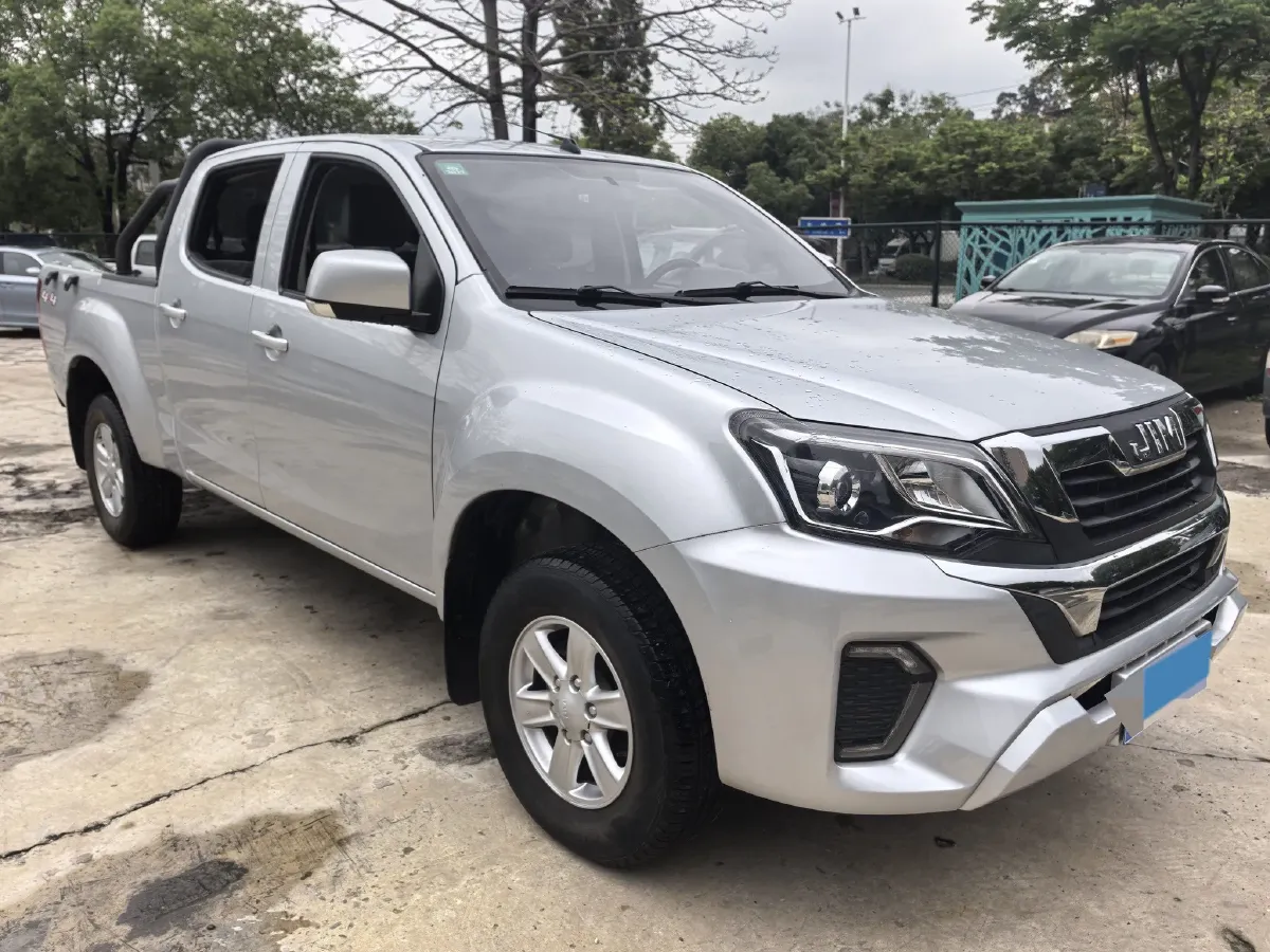 2024 Isuzu RE-MAX Jim 2.8T 120HP L4 5MT,autocango,china used car exporter,china ev exporter,chinese used car exporter,chinese used ev exporter
