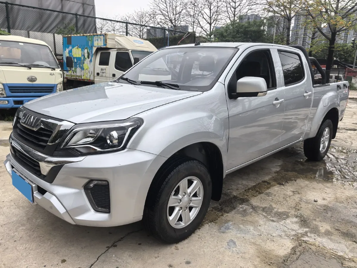 2024 Isuzu RE-MAX Jim 2.8T 120HP L4 5MT,autocango,china used car exporter,china ev exporter,chinese used car exporter,chinese used ev exporter