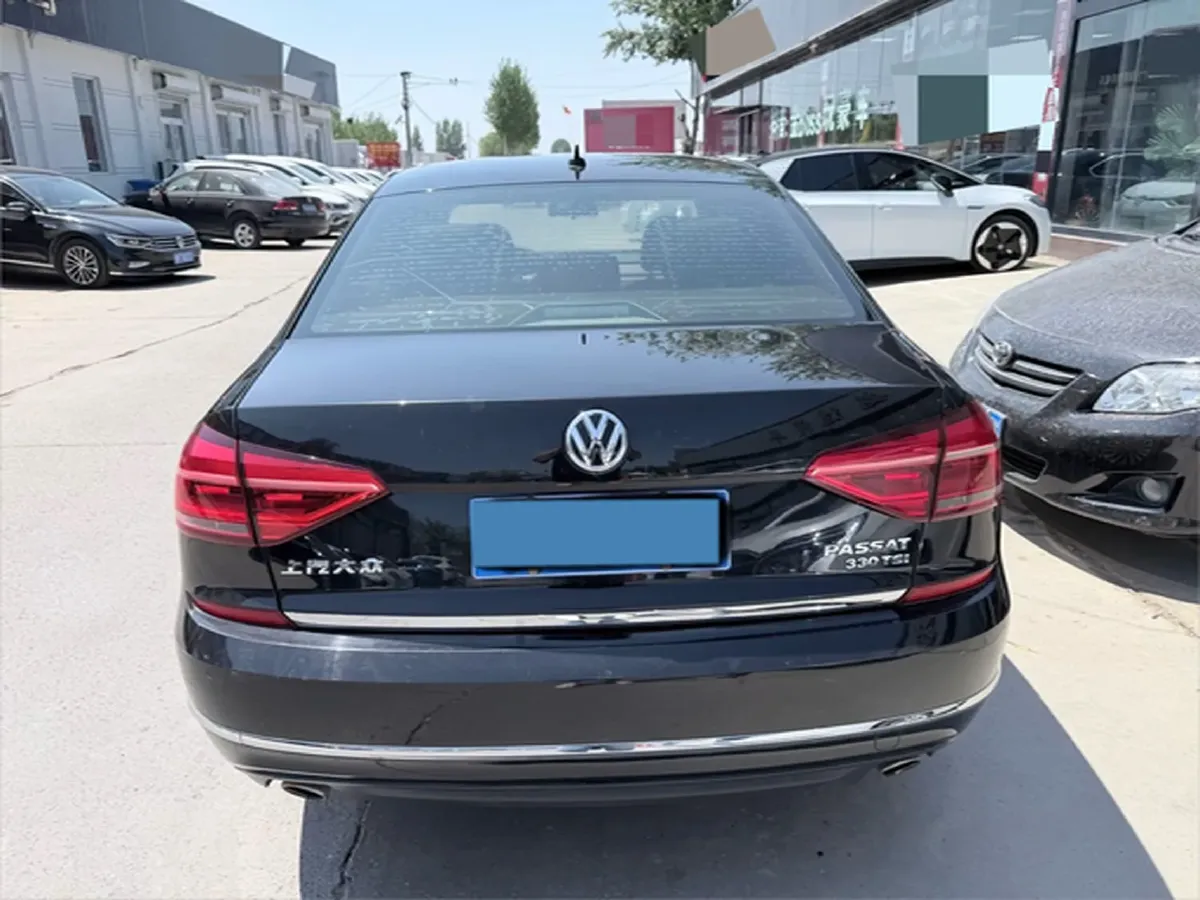 2017 Volkswagen Passat 1.8T 180HP L4 7DCT,autocango,china used car exporter,china ev exporter,chinese used car exporter,chinese used ev exporter