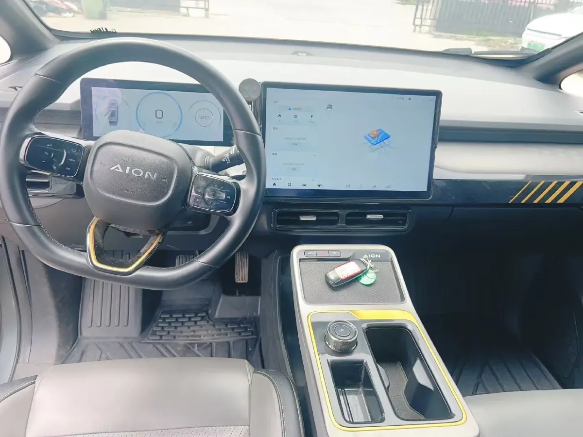 2022 Geely Okavango 1.8T 184HP L4 7DCT,autocango,china used car exporter,china ev exporter,chinese used car exporter,chinese used ev exporter