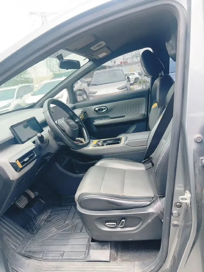 2022 Geely Okavango 1.8T 184HP L4 7DCT,autocango,china used car exporter,china ev exporter,chinese used car exporter,chinese used ev exporter