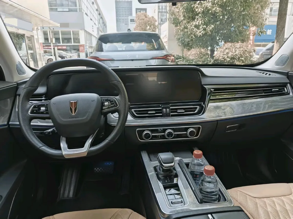 2023 HongQi HS5 2.0T 252HP L4 8AT,autocango,china used car exporter,china ev exporter,chinese used car exporter,chinese used ev exporter