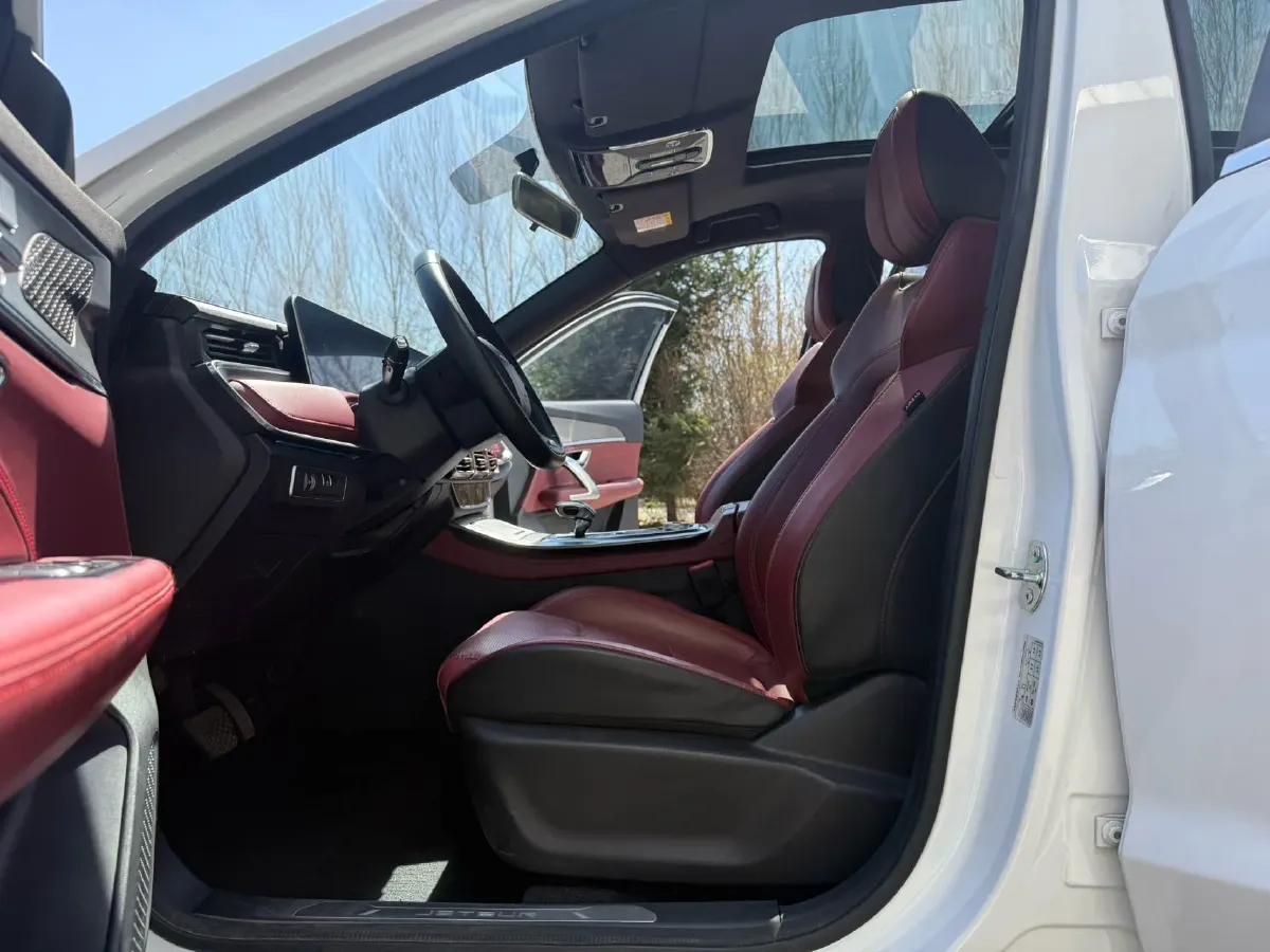 2021 Jetour X70 Plus 1.5T 156HP L4 6DCT,autocango,china used car exporter,china ev exporter,chinese used car exporter,chinese used ev exporter