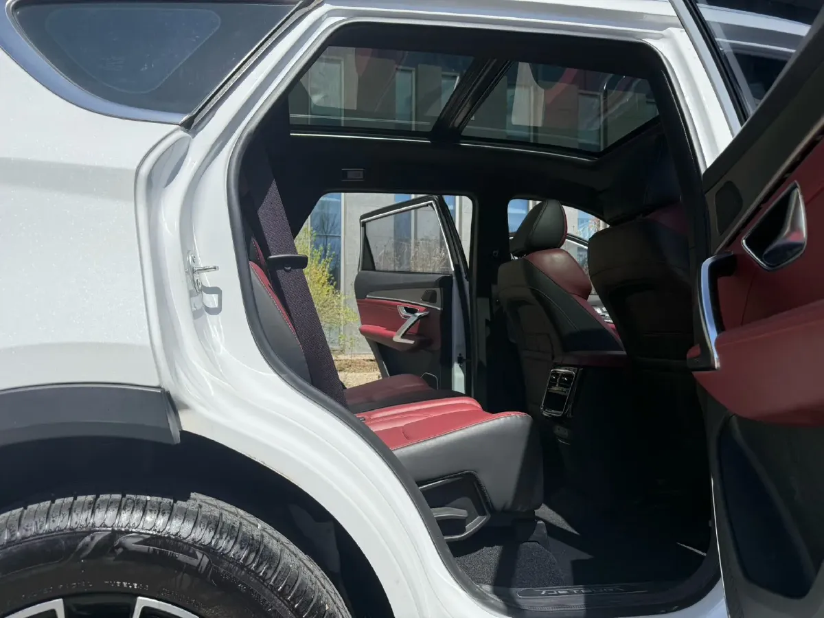 2021 Jetour X70 Plus 1.5T 156HP L4 6DCT,autocango,china used car exporter,china ev exporter,chinese used car exporter,chinese used ev exporter