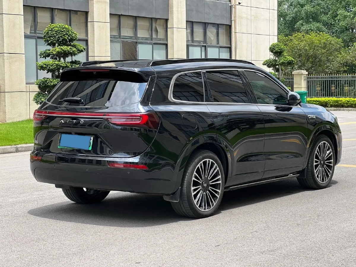 2024 AITO AITO M7 1.5T 152HP L4 REEV 42KWH,autocango,china used car exporter,china ev exporter,chinese used car exporter,chinese used ev exporter