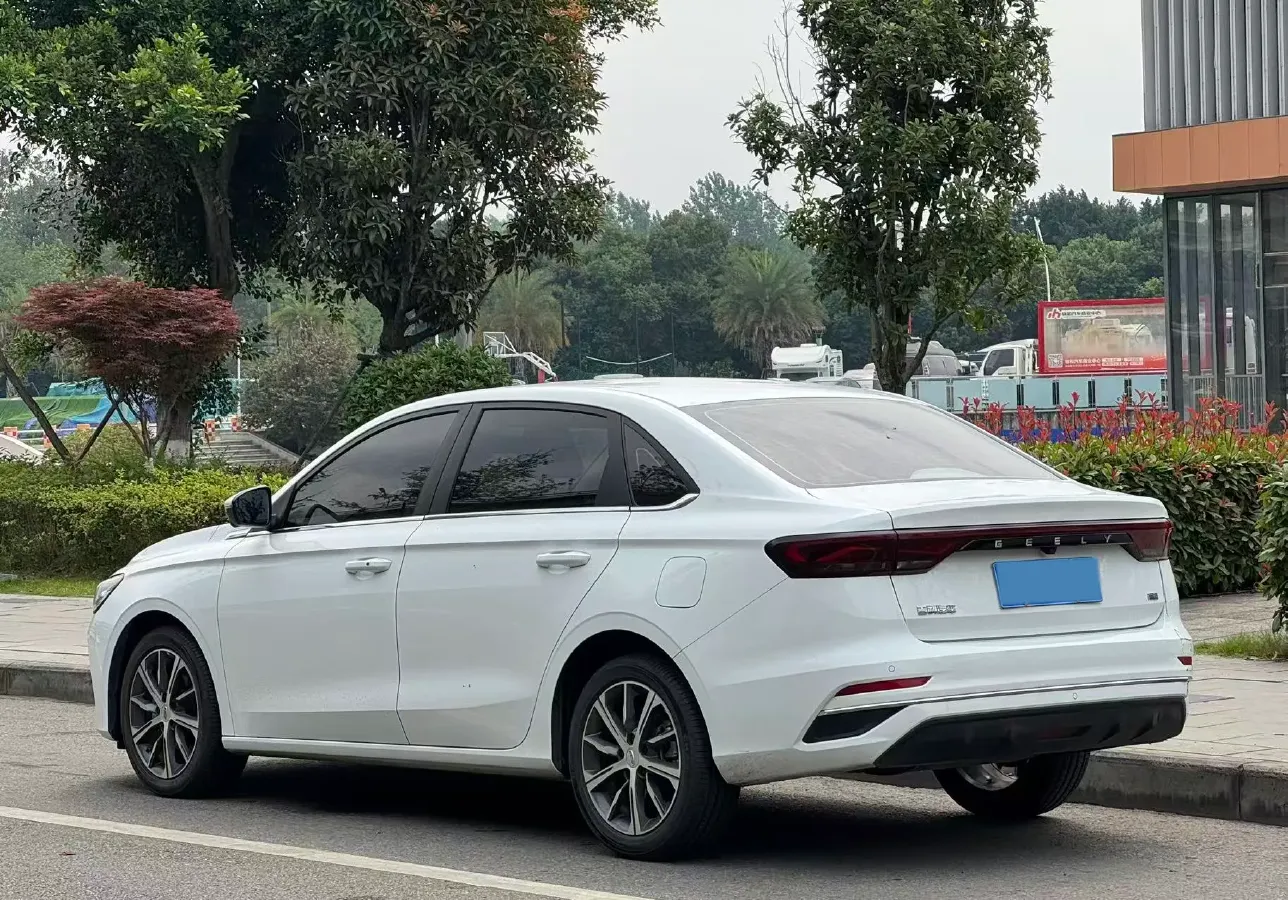 2022 Geely Emgrand 1.5L 114HP L4 CVT,autocango,china used car exporter,china ev exporter,chinese used car exporter,chinese used ev exporter