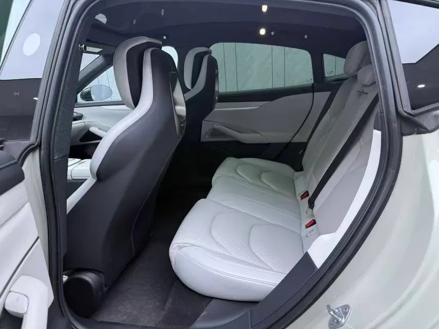 2024 MI SU7 BEV 73.6KWH,autocango,china used car exporter,china ev exporter,chinese used car exporter,chinese used ev exporter