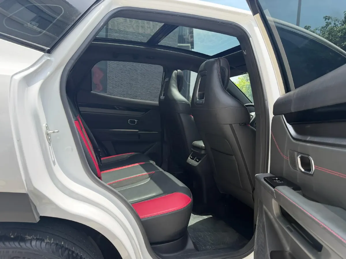 2023 Jetour DASHING 1.5T 156HP L4 6DCT,autocango,china used car exporter,china ev exporter,chinese used car exporter,chinese used ev exporter