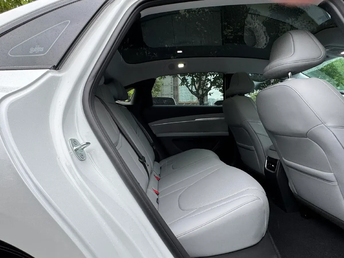 2025 Xpeng MONA M03 BEV,autocango,china used car exporter,china ev exporter,chinese used car exporter,chinese used ev exporter