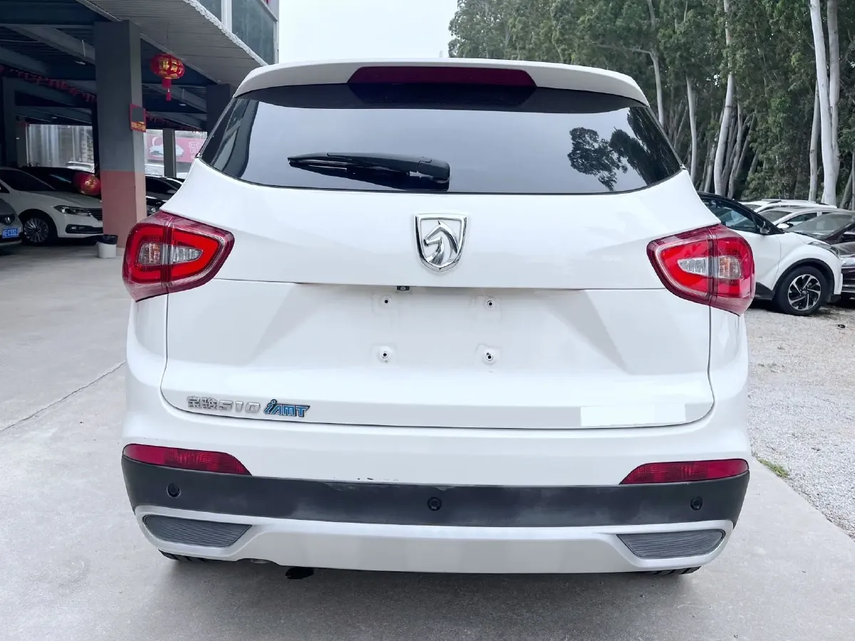 2017 BaoJun 510 1.5L 112HP L4 5AMT,autocango,china used car exporter,china ev exporter,chinese used car exporter,chinese used ev exporter