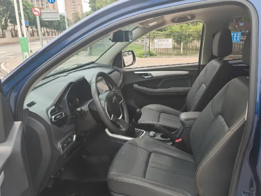 2024 Isuzu Jim 2.8T 120HP L4 5MT,autocango,china used car exporter,china ev exporter,chinese used car exporter,chinese used ev exporter