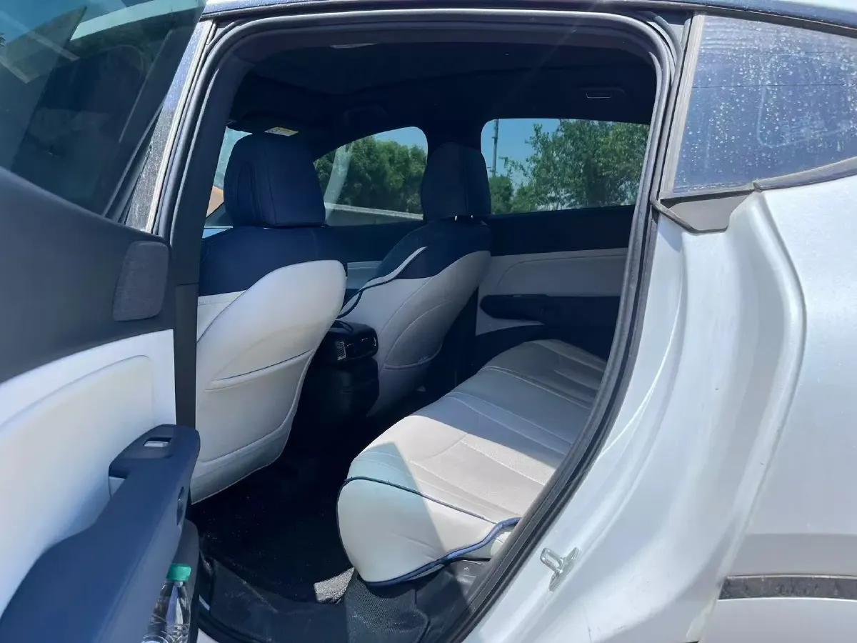 2023 Xpeng G6 BEV 87.5KWH,autocango,china used car exporter,china ev exporter,chinese used car exporter,chinese used ev exporter