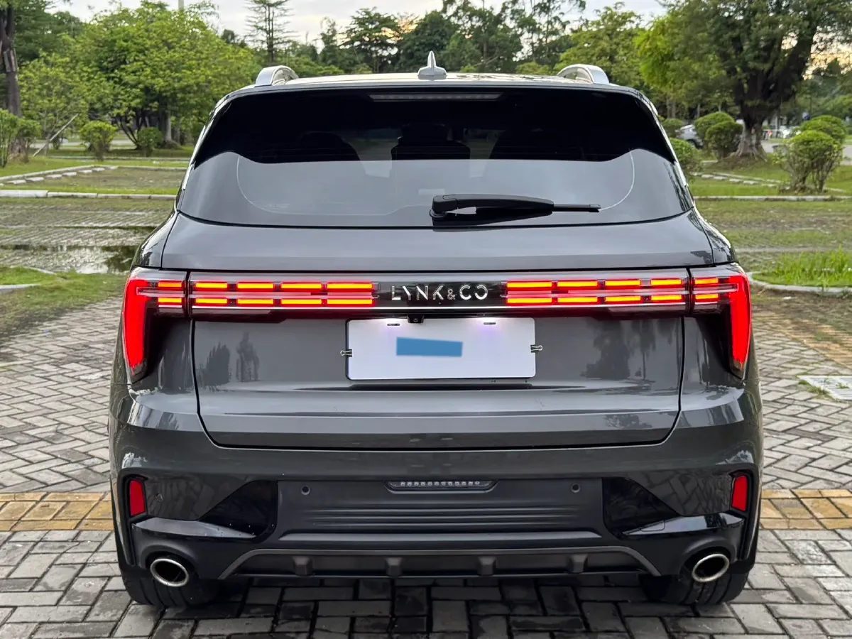 2023 MAXUS Interstellar 2.0T 261HP L4 8AT,autocango,china used car exporter,china ev exporter,chinese used car exporter,chinese used ev exporter