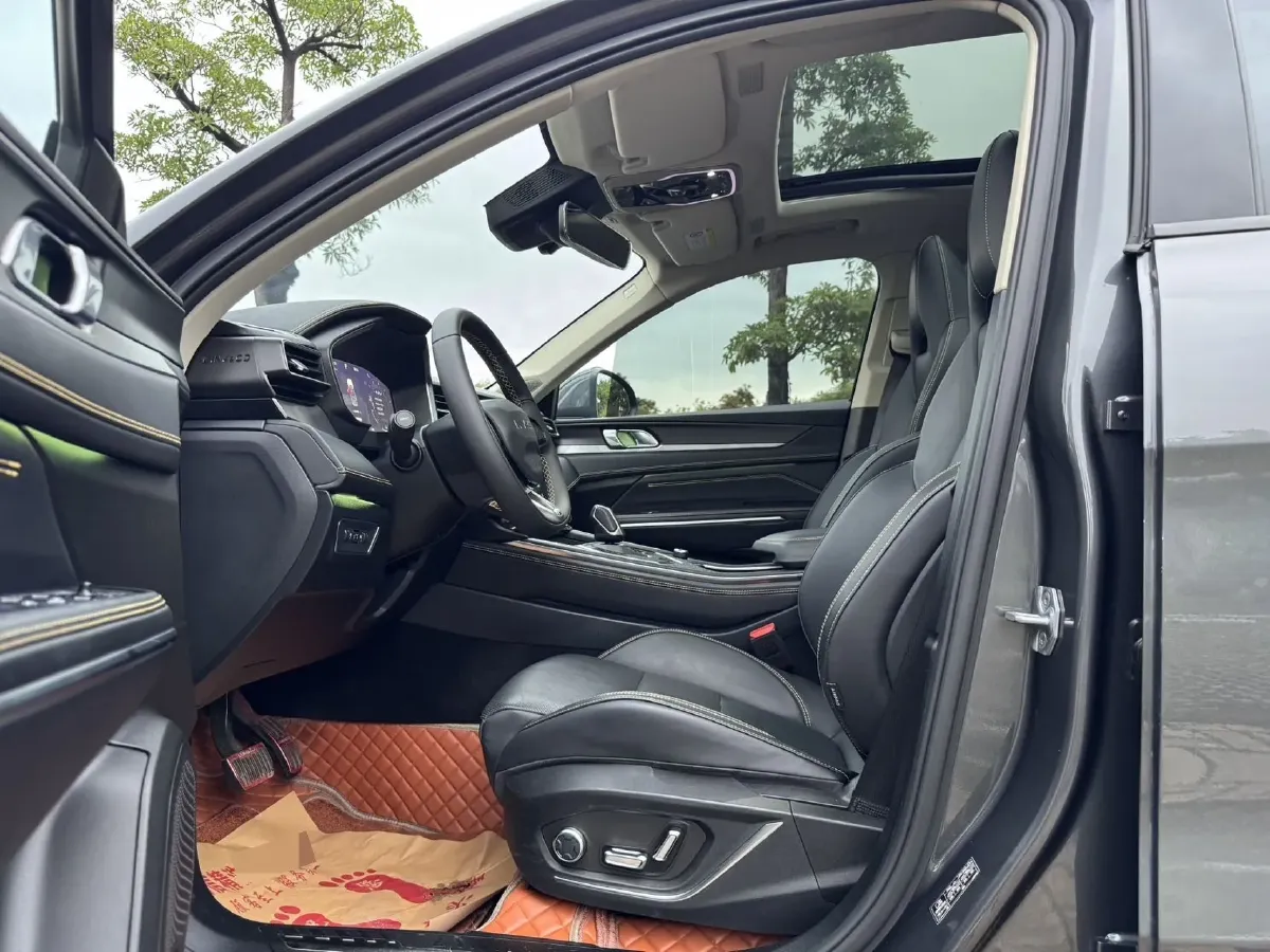 2023 MAXUS Interstellar 2.0T 261HP L4 8AT,autocango,china used car exporter,china ev exporter,chinese used car exporter,chinese used ev exporter