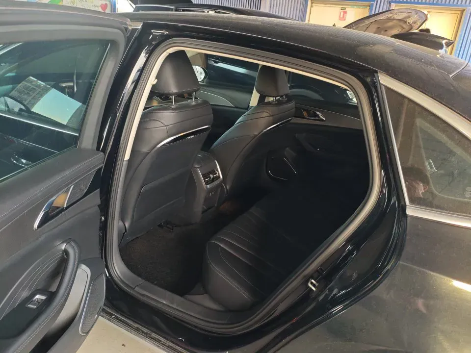 2022 HongQi H5 1.5T 169HP L4 7DCT,autocango,china used car exporter,china ev exporter,chinese used car exporter,chinese used ev exporter