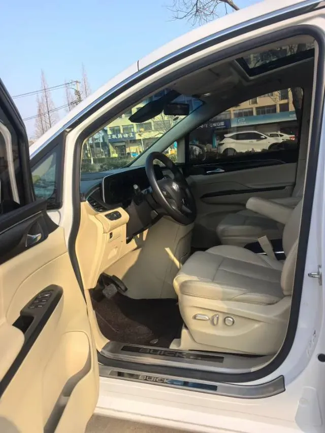 2023 Buick GL8 2.0T 237HP L4 9AT,autocango,china used car exporter,china ev exporter,chinese used car exporter,chinese used ev exporter