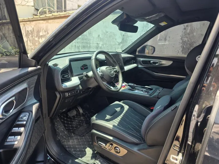 2025 GAC Trumpchi GS8 2.0T 252HP L4 8AT,autocango,china used car exporter,china ev exporter,chinese used car exporter,chinese used ev exporter